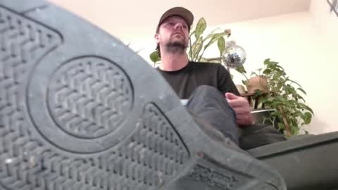 Snapshot of laidback_and_chill chatting on 1, 1, 2025 Rick online show from 1, 1, 2025