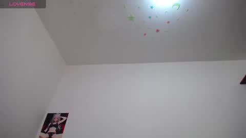 Snapshot of laila_laly chatting on 7, 2, 2025 Leila Laly online show from 7, 2, 2025