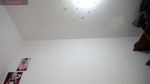 Snapshot of laila_laly chatting on 2, 3, 2025 Leila Laly online show from 2, 3, 2025