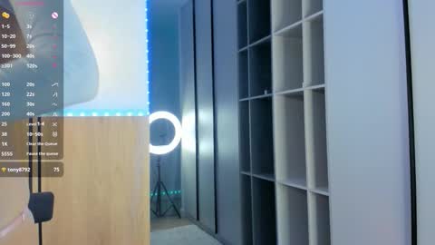 Julia online show from 9, 1, 2026