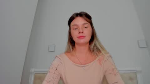 Lallie  online show from 6, 11, 2025