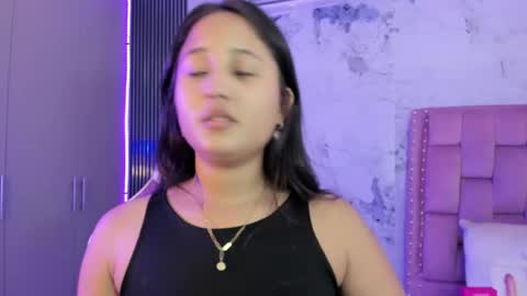 Snapshot of laly_cherry_ chatting on 26, 9, 2025 Laura online show from 26, 9, 2025