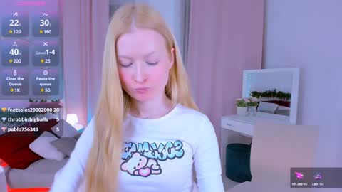 Snapshot of laly_peach chatting on 21, 12, 2024 Laly online show from 21, 12, 2024