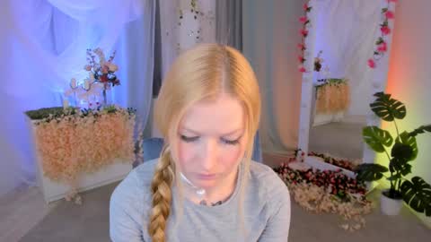 Snapshot of laly_peach chatting on 10, 2, 2025 Laly online show from 10, 2, 2025