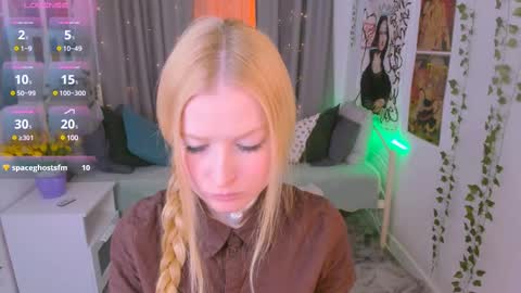 Snapshot of laly_peach chatting on 12, 2, 2025 Laly online show from 12, 2, 2025