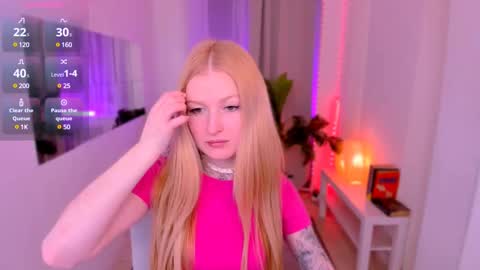 Snapshot of laly_peach chatting on 9, 3, 2025 Laly online show from 9, 3, 2025