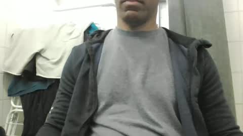 Snapshot of lamanta72 chatting on 3, 11, 2025 lamanta72 online show from 3, 11, 2025