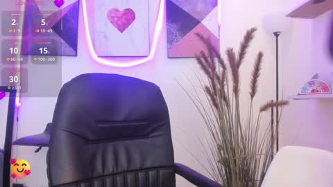 Snapshot of lana__beaux chatting on 27, 12, 2024 online show from 27, 12, 2024