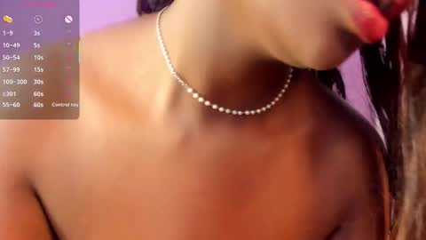 Snapshot of lana__beaux chatting on 27, 9, 2025 online show from 27, 9, 2025