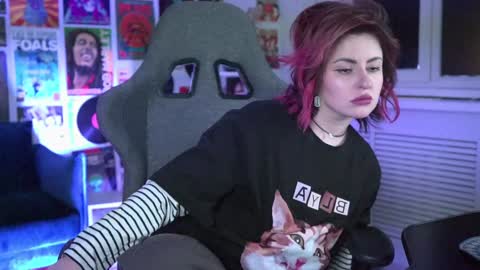 just call me Lana  and her security online show from 17, 1, 2025