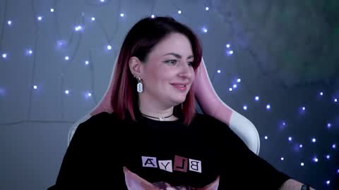 just call me Lana  and her security online show from 13, 2, 2025