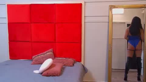 Snapshot of lana_banner chatting on 25, 10, 2025 LanaBanner online show from 25, 10, 2025