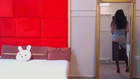 Snapshot of lana_banner chatting on 23, 11, 2025 LanaBanner online show from 23, 11, 2025