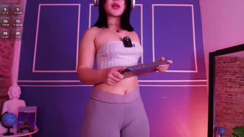  Lana  online show from 29, 10, 2025