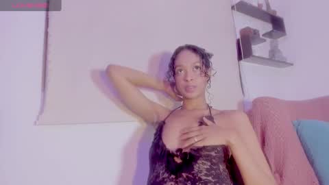 Snapshot of lana_hil chatting on 23, 1, 2025 LANA online show from 23, 1, 2025