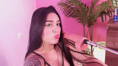 Snapshot of lana_ortega chatting on 8, 11, 2025 LANA online show from 8, 11, 2025