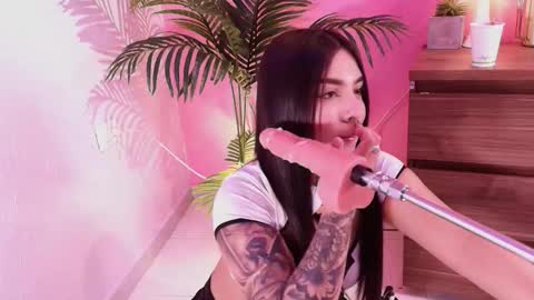 Snapshot of lana_ortega chatting on 20, 11, 2025 LANA online show from 20, 11, 2025