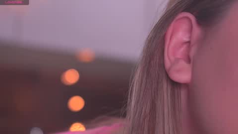 Snapshot of lana_rosy chatting on 8, 1, 2025 Alana online show from 8, 1, 2025