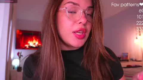 Snapshot of lana_rosy chatting on 22, 9, 2025 Alana online show from 22, 9, 2025