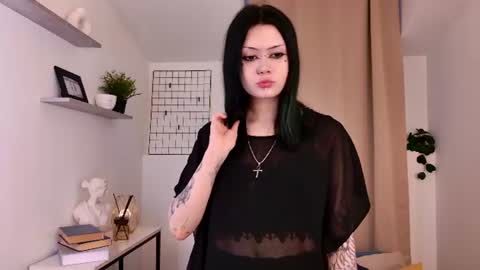 Snapshot of lanaaray chatting on 31, 7, 2026 Lana online show from 31, 7, 2026