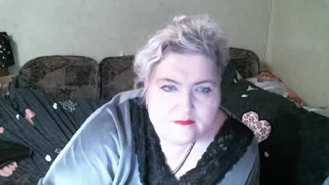 Snapshot of lanacat555 chatting on 24, 10, 2025 lanacat555 online show from 24, 10, 2025