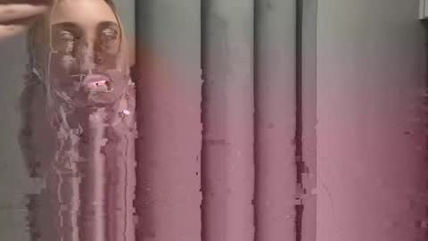 lanademira online show from 5, 2, 2026