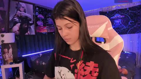 Snapshot of lanakyutt chatting on 21, 2, 2025 L A N A online show from 21, 2, 2025