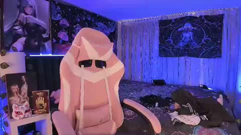 Snapshot of lanakyutt chatting on 4, 3, 2025 L A N A online show from 4, 3, 2025