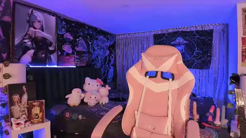 Snapshot of lanakyutt chatting on 6, 3, 2025 L A N A online show from 6, 3, 2025