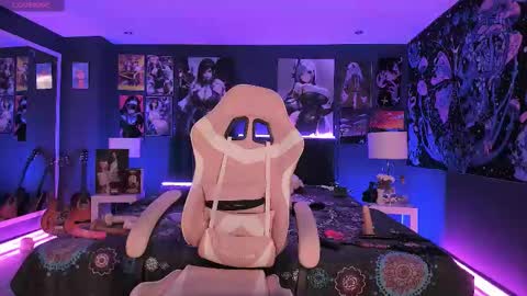 Snapshot of lanakyutt chatting on 19, 9, 2025 L A N A online show from 19, 9, 2025