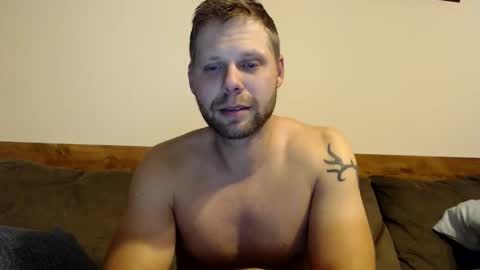 Snapshot of lancehardin chatting on 22, 10, 2025 Lance online show from 22, 10, 2025