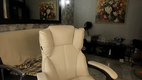 Snapshot of land_of_sweets chatting on 4, 2, 2025 land_of_sweets online show from 4, 2, 2025