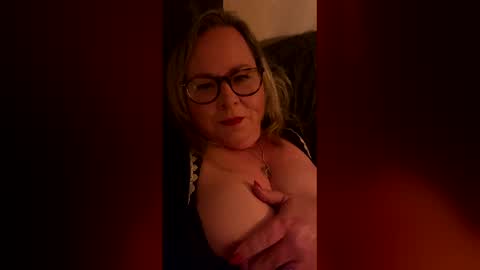 Snapshot of landtuk chatting on 23, 5, 2026 landtuk online show from 23, 5, 2026