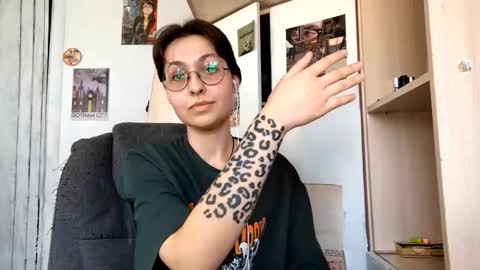 Mia online show from 9, 3, 2026