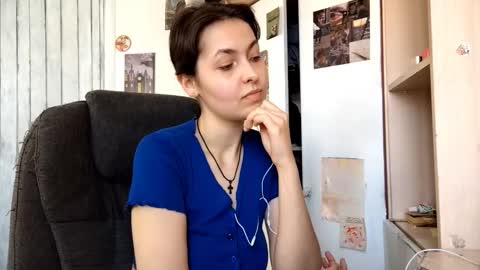 Mia online show from 10, 3, 2026