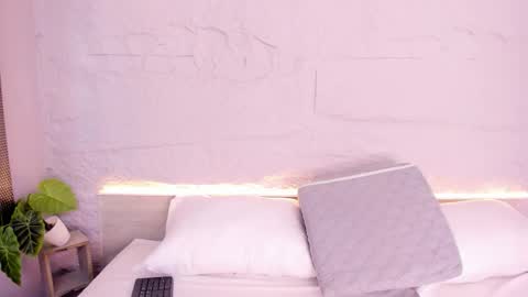 Lanna online show from 22, 12, 2025