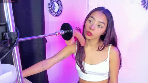 lanna_brunette online show from 9, 1, 2026