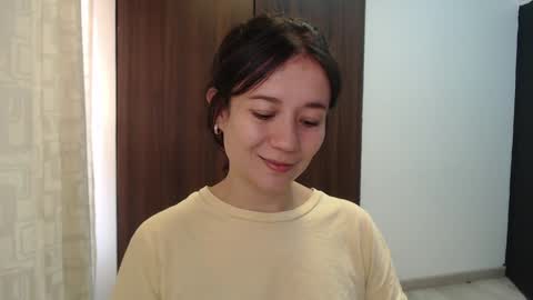 Snapshot of lanna_mills chatting on 13, 12, 2024 Lanna online show from 13, 12, 2024
