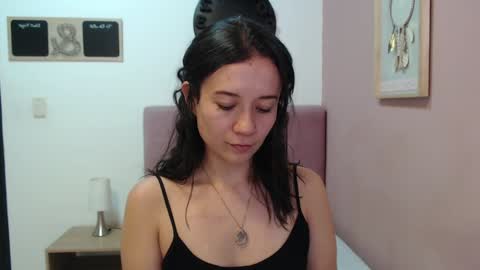 Snapshot of lanna_mills chatting on 16, 12, 2024 Lanna online show from 16, 12, 2024