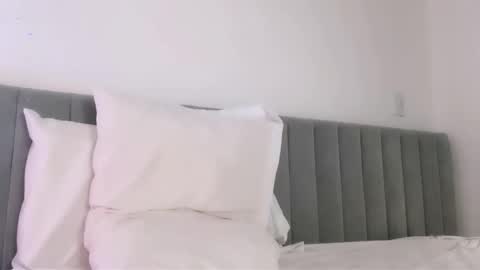 Snapshot of lannasweetbliss chatting on 19, 12, 2025 Sweet Lanna online show from 19, 12, 2025