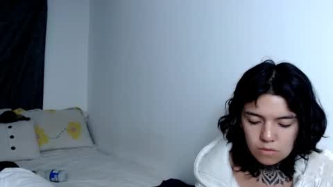 Snapshot of lannie_gonzales chatting on 19, 2, 2025 LANNIE online show from 19, 2, 2025