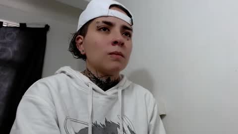 Snapshot of lannie_gonzales chatting on 5, 3, 2025 LANNIE online show from 5, 3, 2025