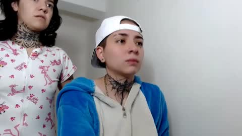 Snapshot of lannie_gonzales chatting on 6, 3, 2025 LANNIE online show from 6, 3, 2025