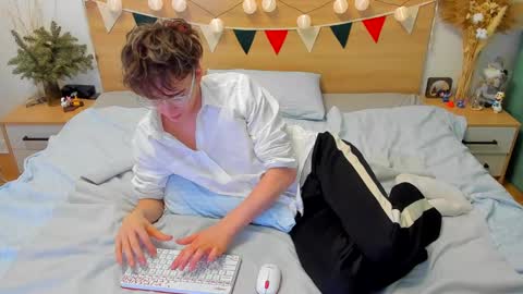 Snapshot of lanny_fandi chatting on 25, 1, 2025 Fandi online show from 25, 1, 2025