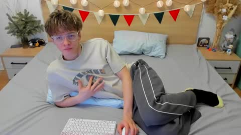 Snapshot of lanny_fandi chatting on 29, 1, 2025 Fandi online show from 29, 1, 2025