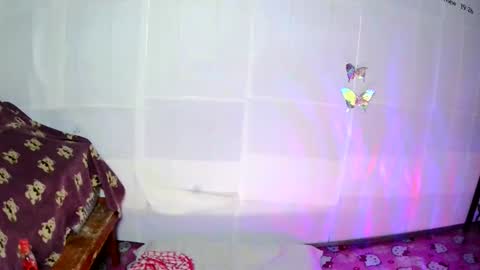 Snapshot of lara101732 chatting on 15, 11, 2025 lara101732 online show from 15, 11, 2025