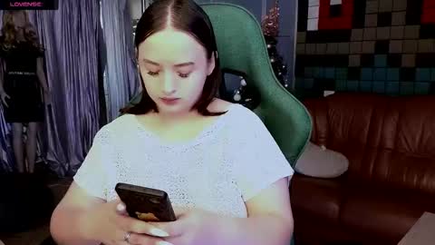 Snapshot of lara_benson_ chatting on 20, 12, 2025 lara_benson_ online show from 20, 12, 2025