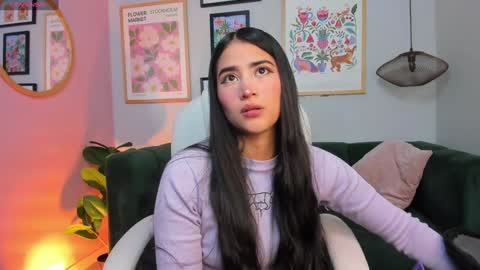 Snapshot of lara_madisson chatting on 19, 12, 2024 Lara Madisson online show from 19, 12, 2024