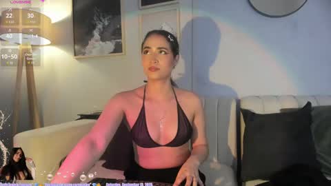 Snapshot of lara_madisson chatting on 10, 9, 2025 Lara Madisson online show from 10, 9, 2025