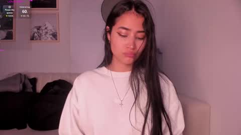 Snapshot of lara_madisson chatting on 13, 9, 2025 Lara Madisson online show from 13, 9, 2025